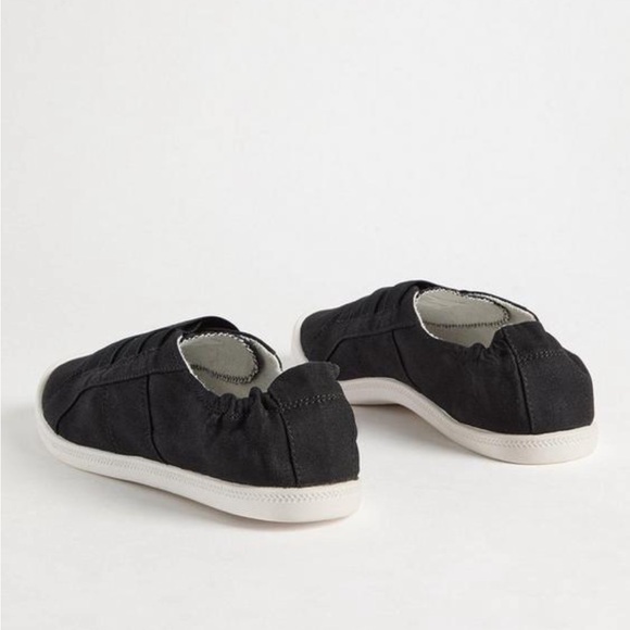 Torrid Wide Width Riley Ruched Sneaker - Picture 2 of 7